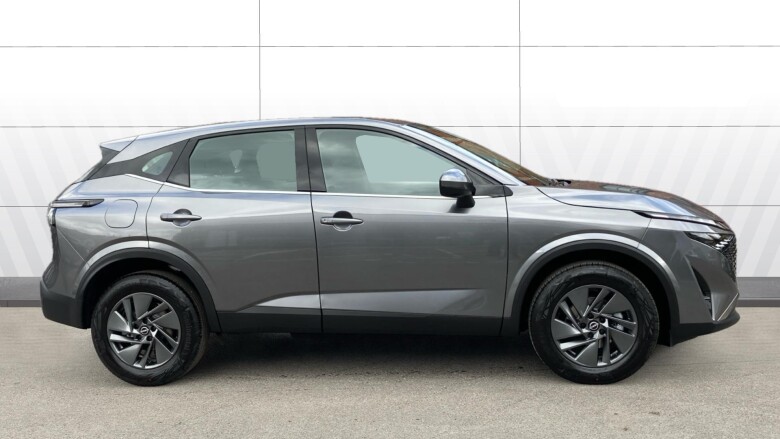 Nissan Qashqai 1.3 DiG-T MH Acenta Premium 5dr Petrol Hatchback